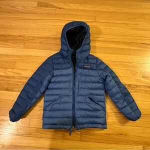 Patagonia kids puffer jacket reversible- size Small